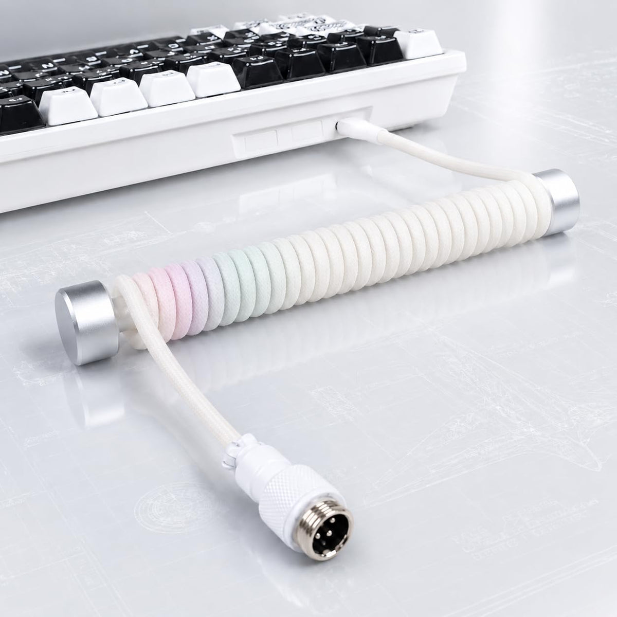 EnergyFort 8KHz gewendeltes Aviator-Tastaturkabel – USB-A auf USB-C